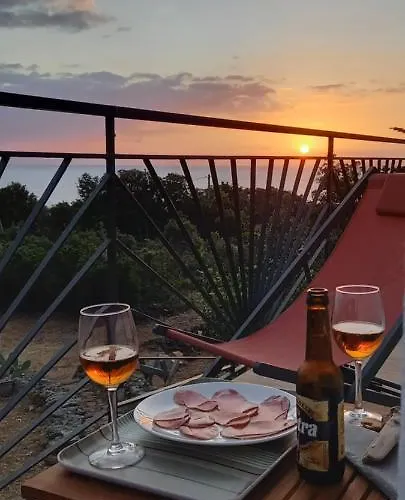 Nyaraló Cap En Corse